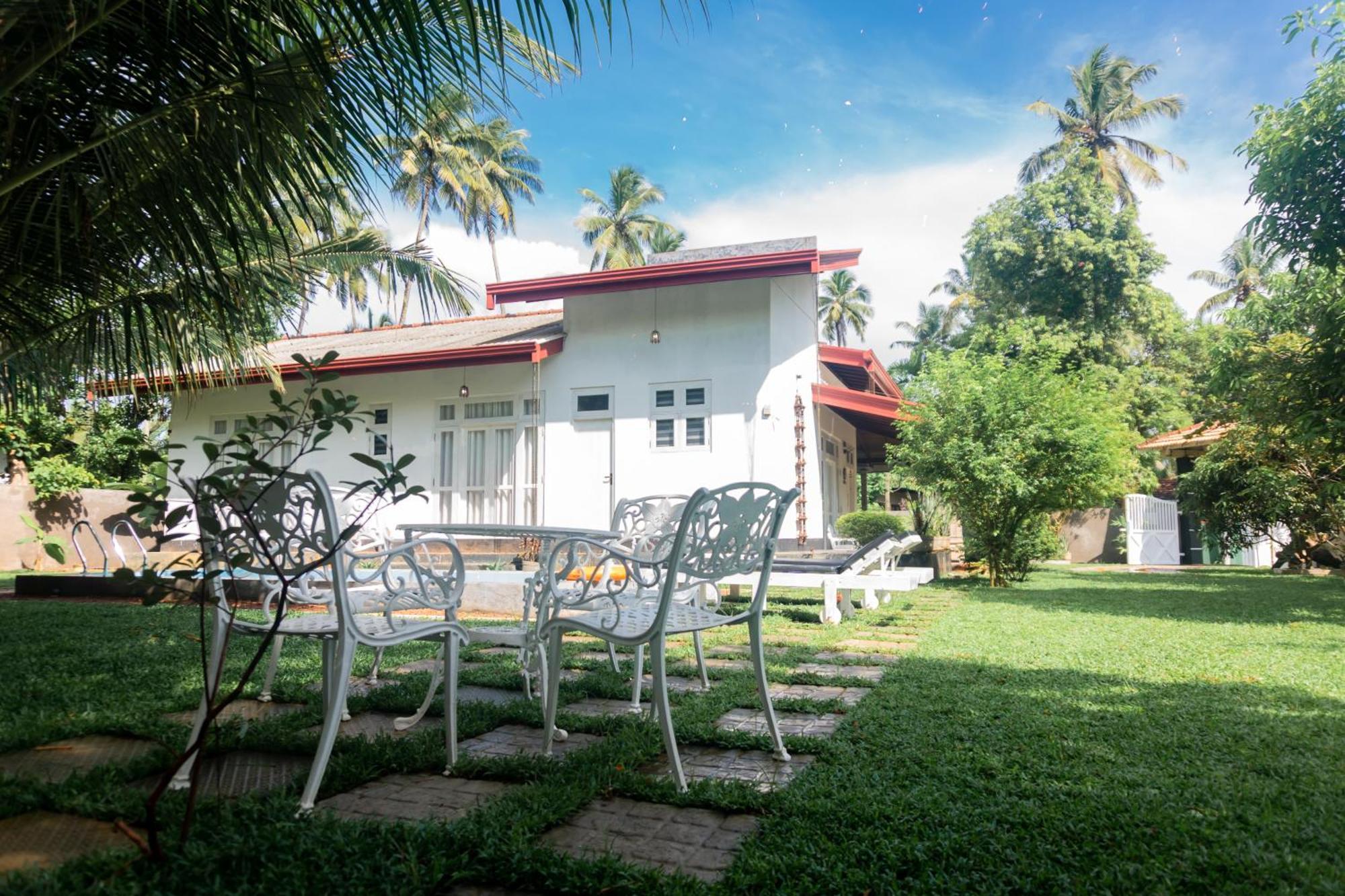 Villa Tropical Oasis Balapitiya Exterior photo